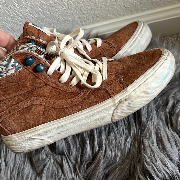 Vans Suede High Tops with Aztec Pattern Detail - Picture 4 of 7